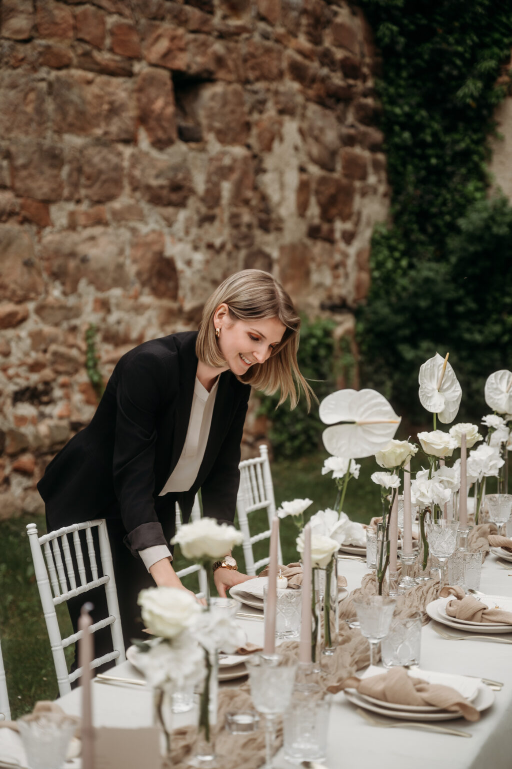 Table Setting Burg Ruine Gars am Kamp Wedding Design KB Hochzeitsplanung & Design